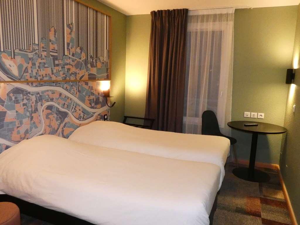 Hotel Ibis Styles Lyon Croix Rousse Zimmer foto